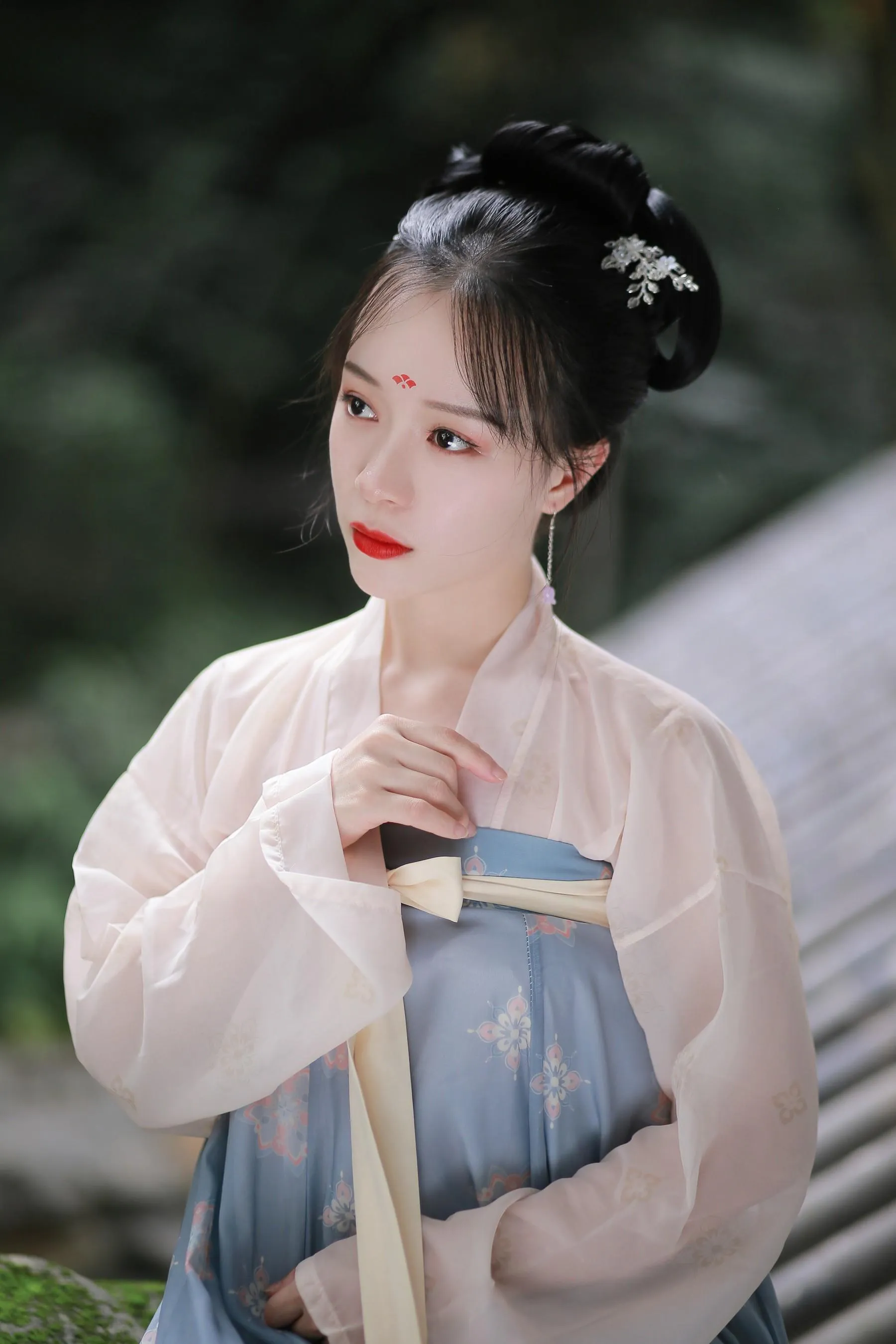 [YITUYU艺图语]2022.01.18 蝶恋花 花泽阮阮 [22P]插图2